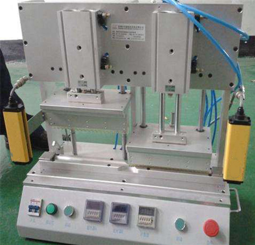 Laminating machine